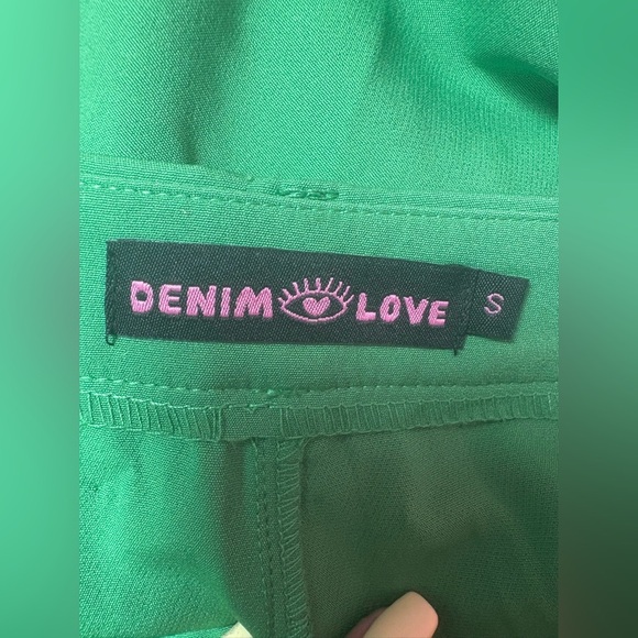 Beautiful SET Vibrant Green Wide Leg Pants - Picture 6 of 9